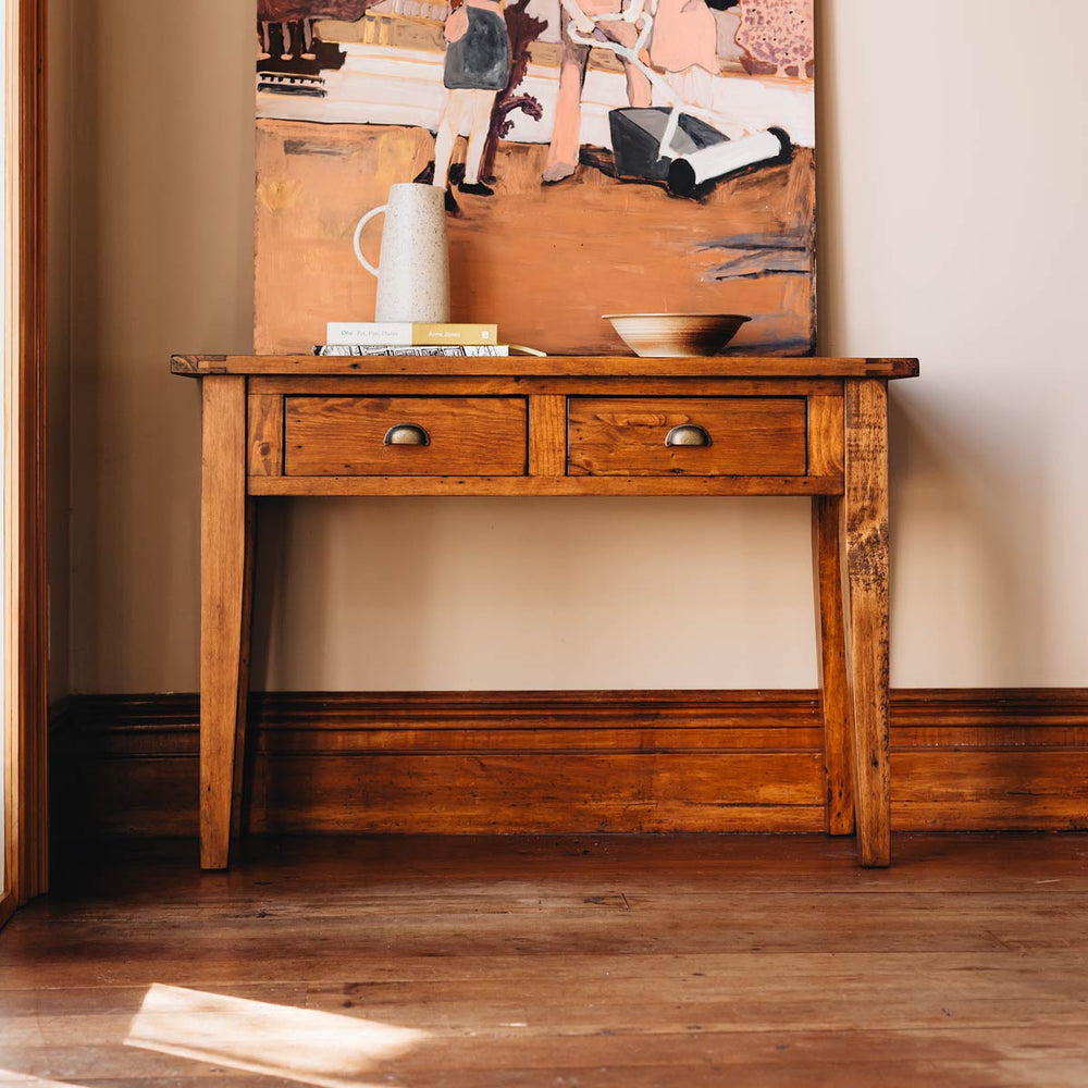 Hall Tables / Consoles