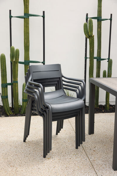 Villa Outdoor Chair