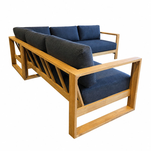 Hillside Outdoor Corner Suite