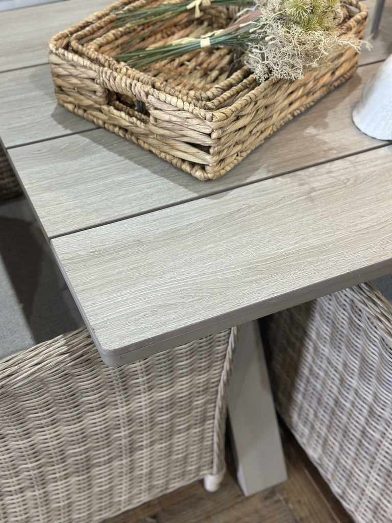 Raffles Bay Outdoor Table