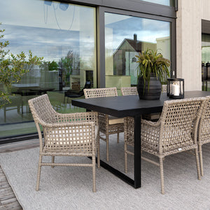 ROMANO dining table