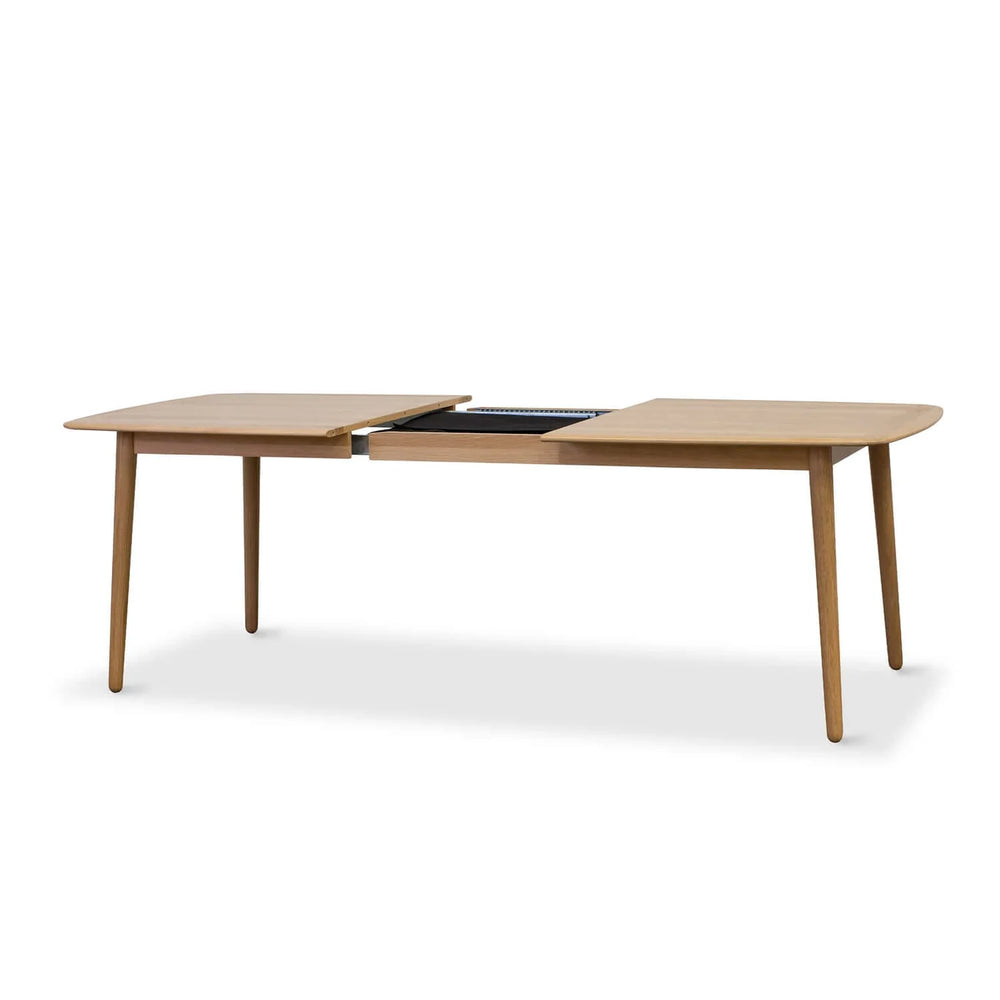 Rotterdam Dining Table